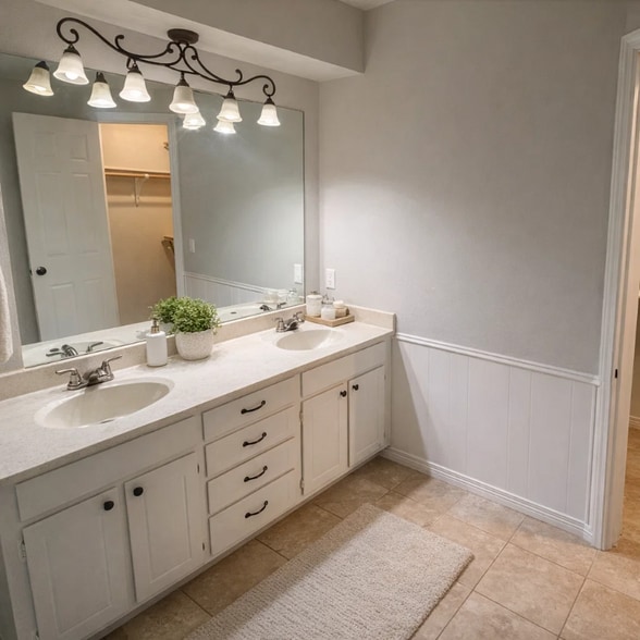 Building Photo - 7236 Timberidge Dr