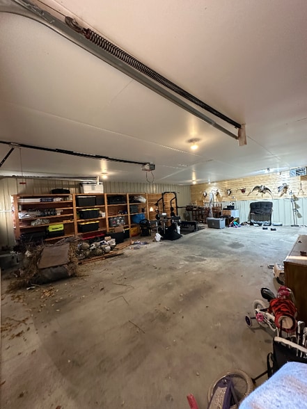 Building Photo - 1115-1115 Duluth Ave N