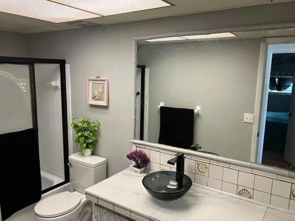 Building Photo - 11200 102nd Ave