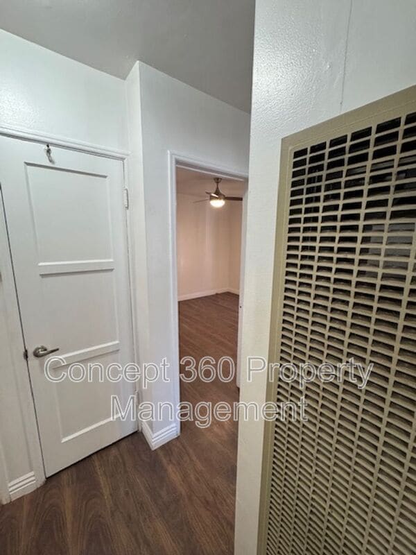 Building Photo - 406 E 135th St