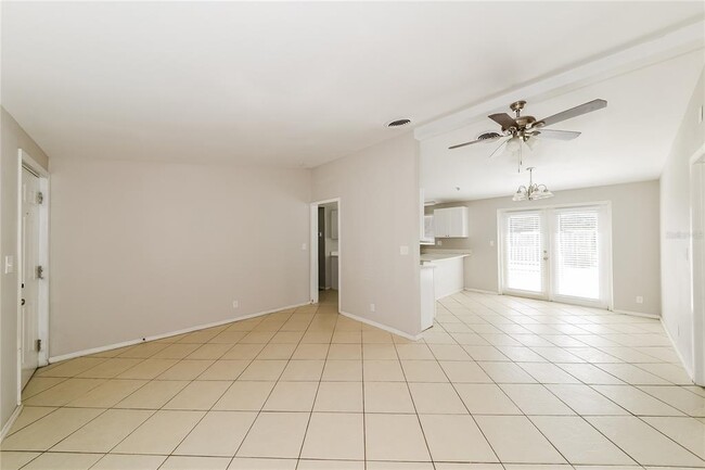 Building Photo - 5111 22nd St Ct E