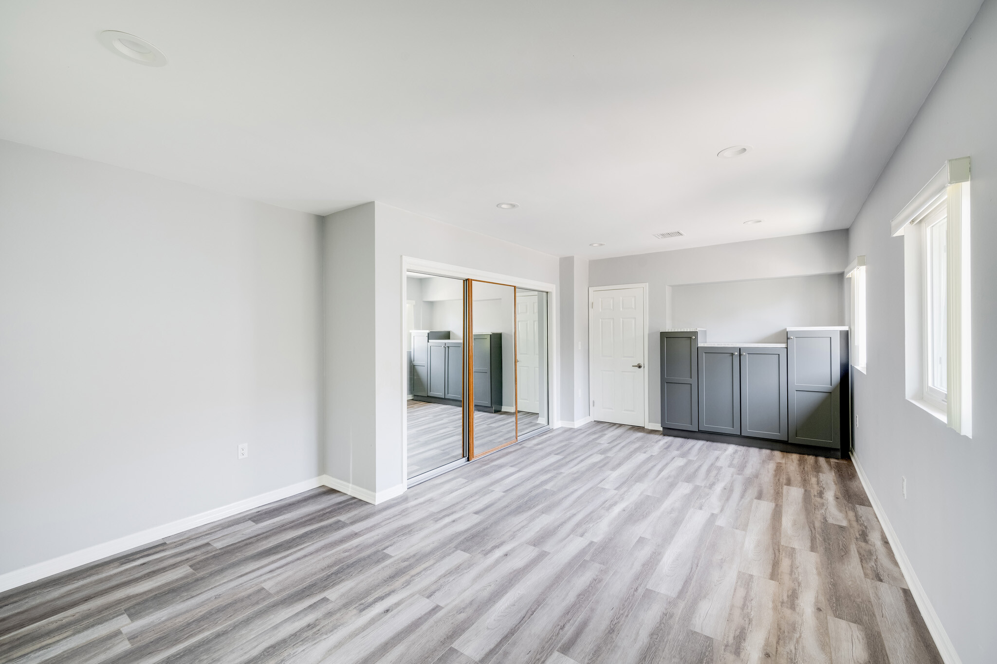 Building Photo - 1214 Ruberta Ave