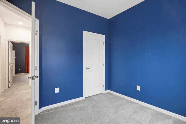 Building Photo - 7408 Wild Honey Way