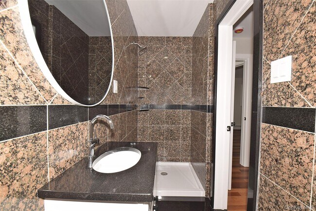 Building Photo - 86-16 262nd St