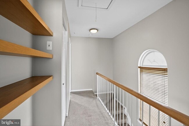 Building Photo - 2492 Wentworth Dr