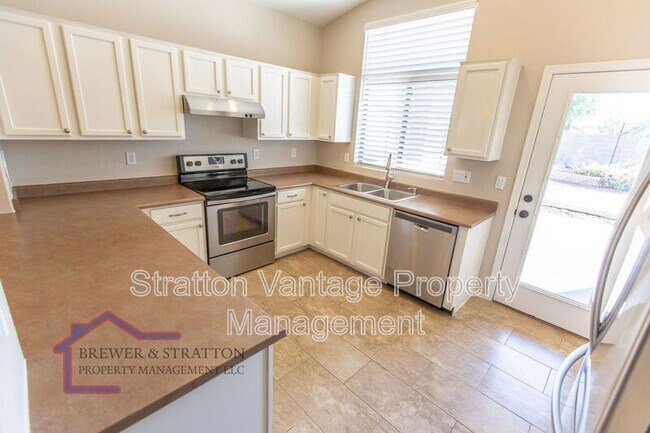 Building Photo - 3533 W Sousa Ct