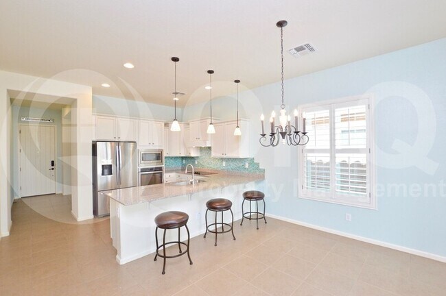 Building Photo - 20565 W Nelson Pl