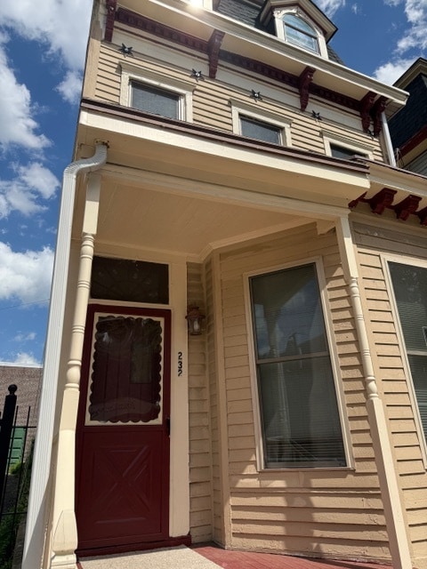 Building Photo - 232 S Clinton Ave