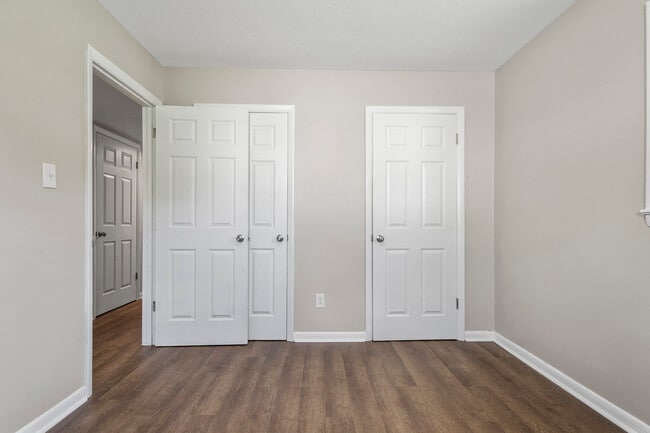 Building Photo - 1437 Thelbert Dr
