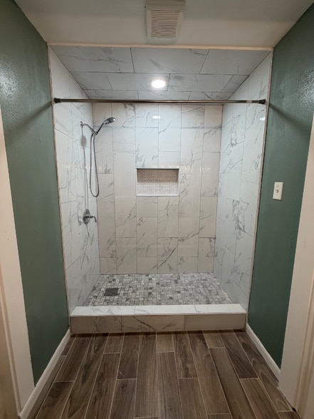 Building Photo - 18742 Clover Glen Ln