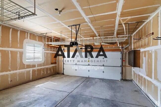 Building Photo - 154 W 1100 N