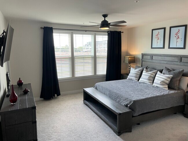 Master Bedroom - 14047 Sunrise Valley Dr