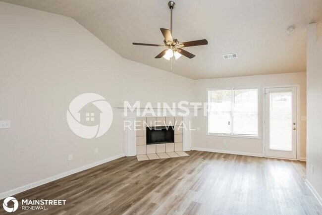 Building Photo - 4657 Autumn Leaf Way, Gillsville, GA 30543