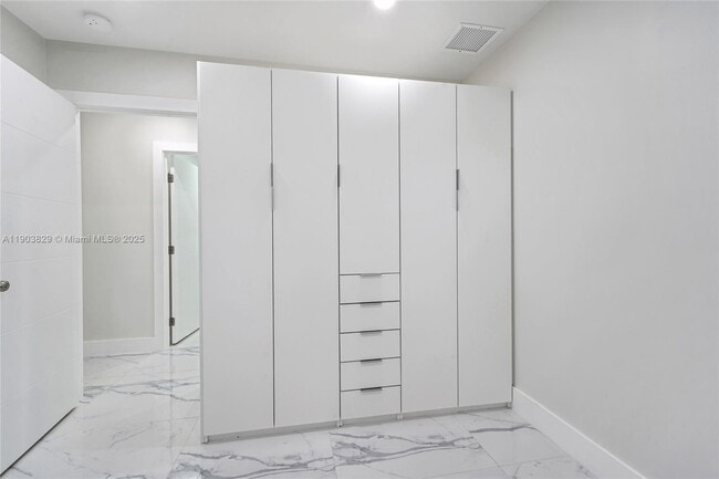 Building Photo - 4670 NW 5th St