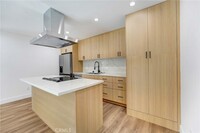 Building Photo - 2925 1/4 Waverly Drive Unit