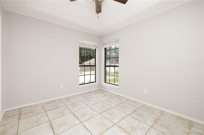 Building Photo - 1701 Terrace Dr