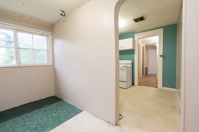 Building Photo - 1705 Fairmount St