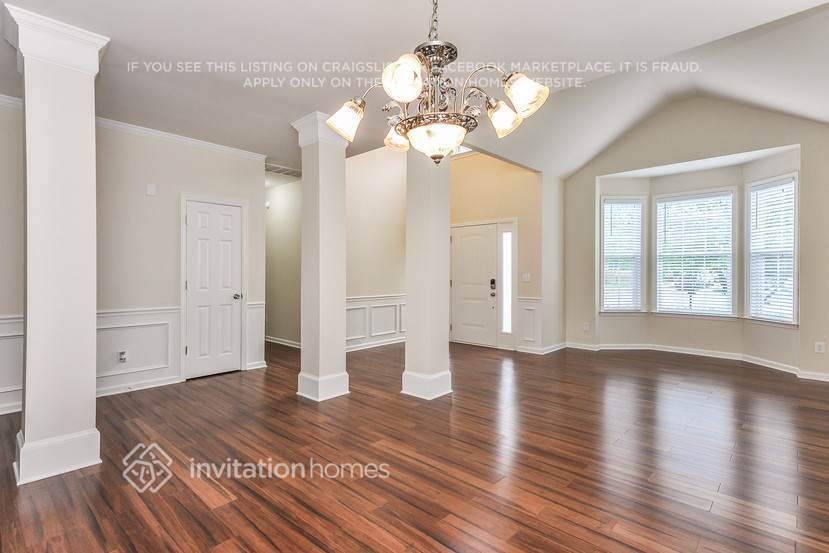 Building Photo - 5600 Keowee Way