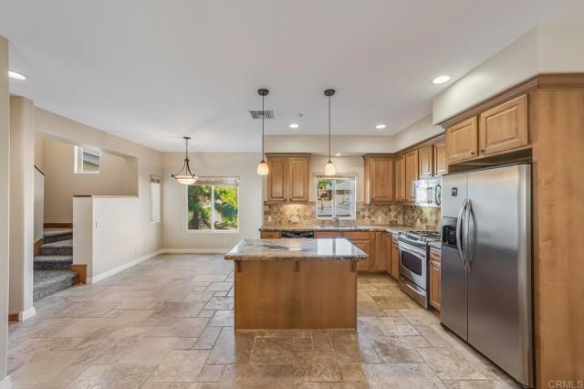 Building Photo - 4064 1St Ave