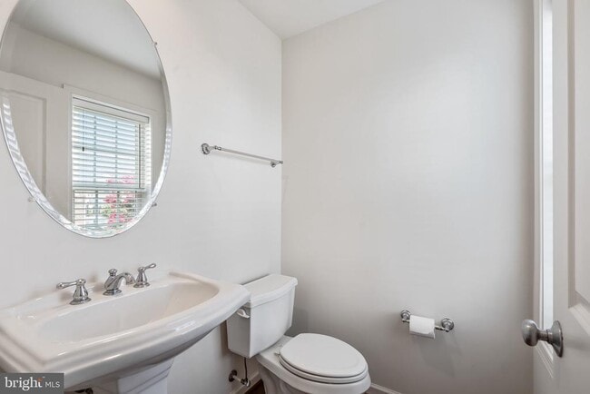 Building Photo - 25053 Prairie Fire Square