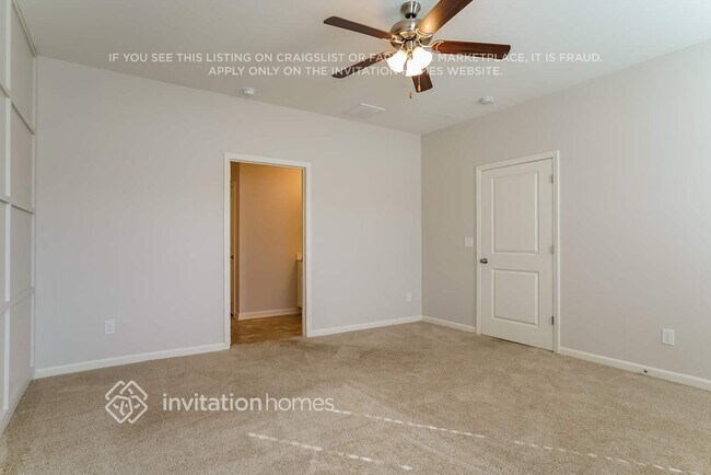 Building Photo - 102 Relict Dr