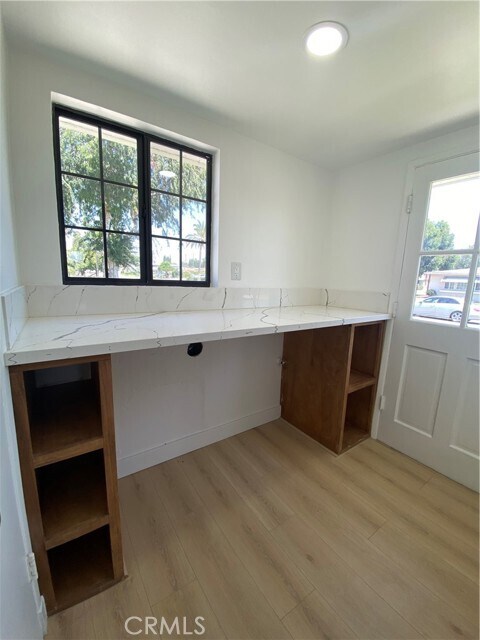 Building Photo - 2310 W Ituni St