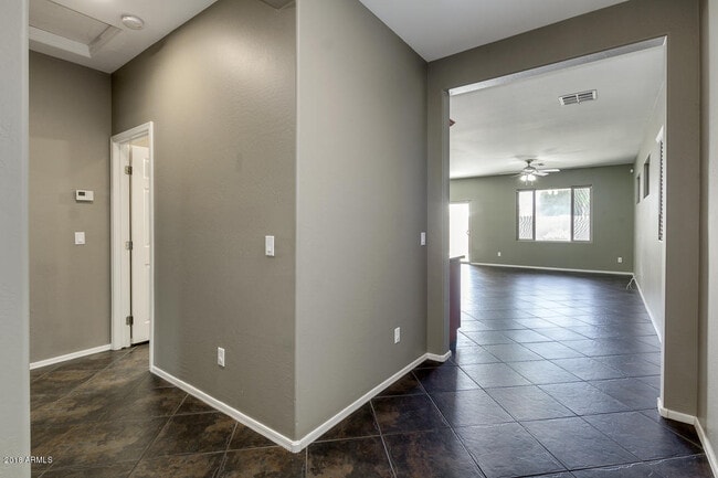 Building Photo - 7219 N 73rd Dr