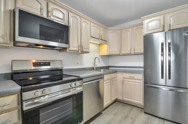 Building Photo - 405 N Wabash Ave