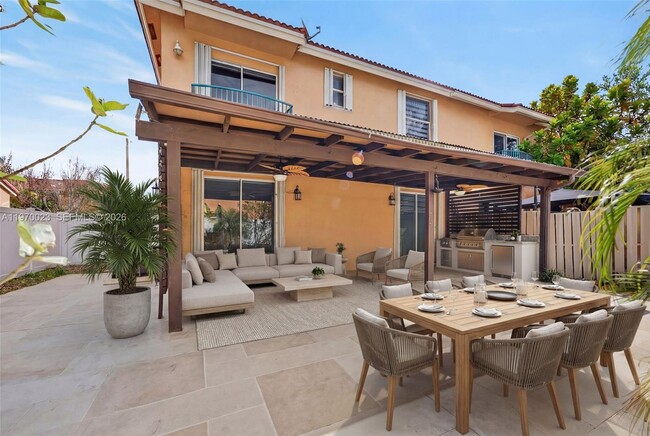 Building Photo - 2302 NW 161st Terrace