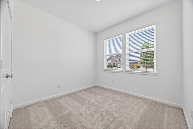 Building Photo - 1110 Sky Rocket Ln
