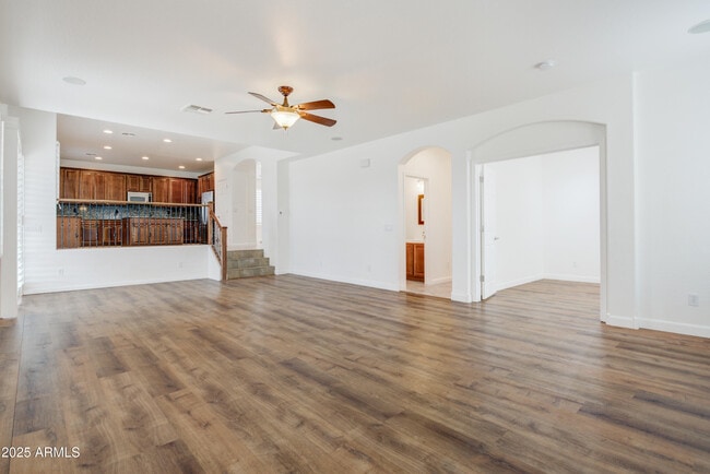 Building Photo - 33406 N 23rd Dr