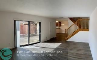Building Photo - 1440 N Lawnwood Cir