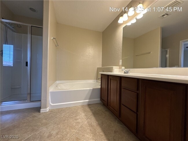 Building Photo - 6853 Feral Dove St