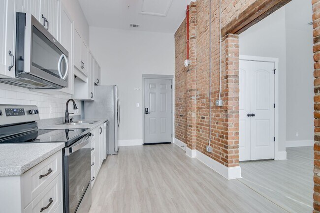 Building Photo - 1 Bedroom 1 Bathroom Apartment in Harlem