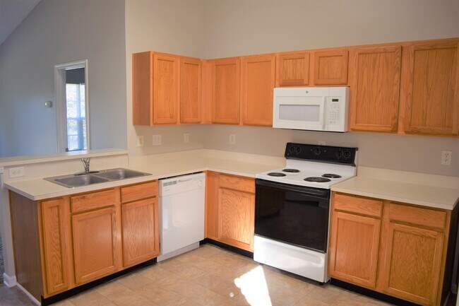 Building Photo - 3317 Alderpoint Ln