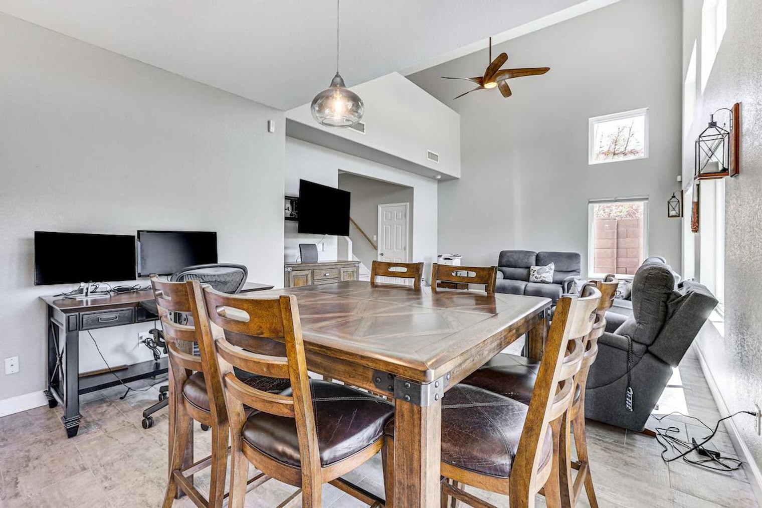 Building Photo - 3043 E Fremont Rd