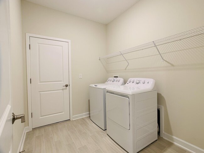 Building Photo - 2775 Norway Maple Ct