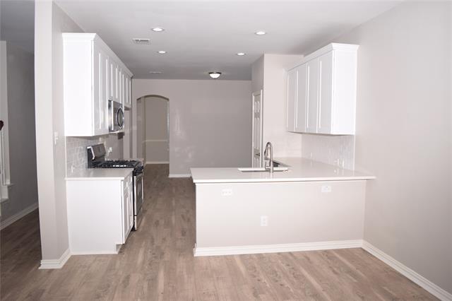 Building Photo - 4669 Lance Leaf Dr