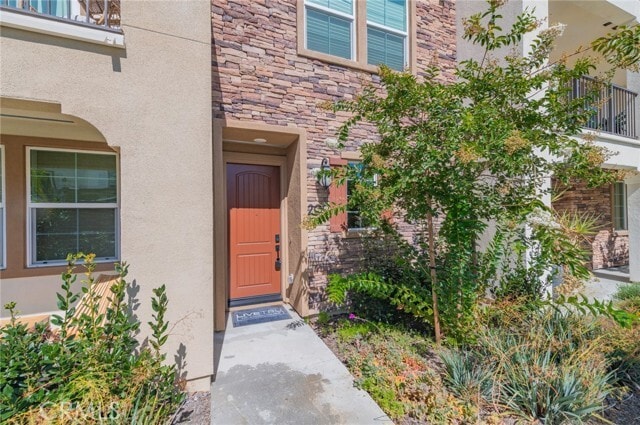 Building Photo - 209 Niebla Ln