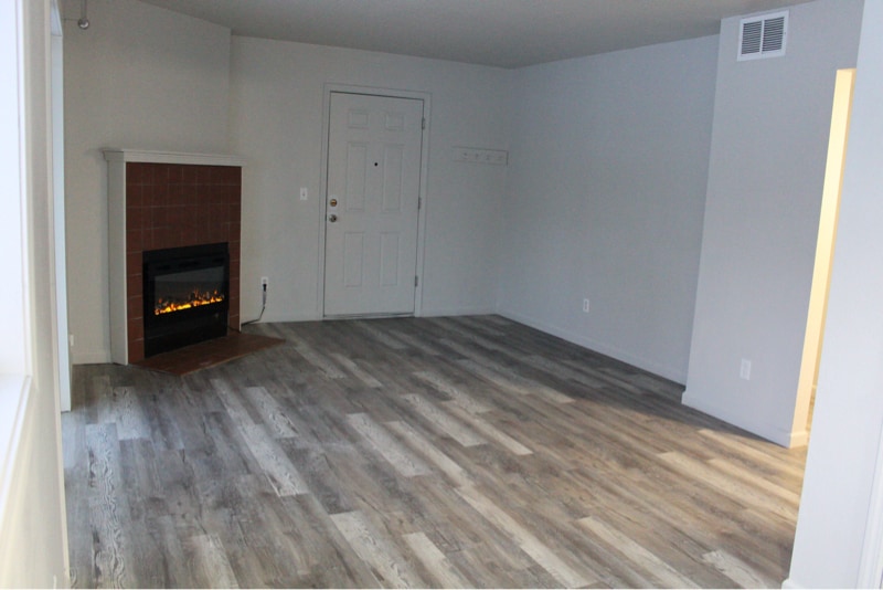 Building Photo - 890 Blind Nick Dr