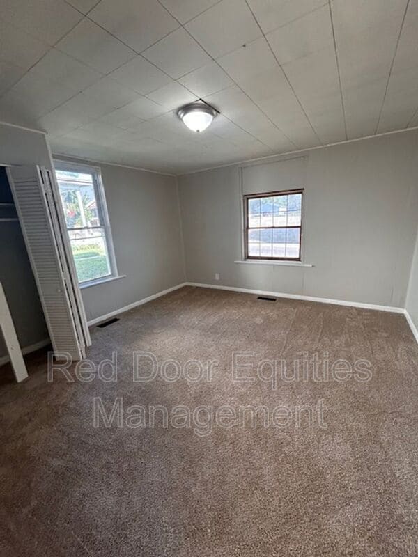 Building Photo - 1400 Cedar Hill Rd