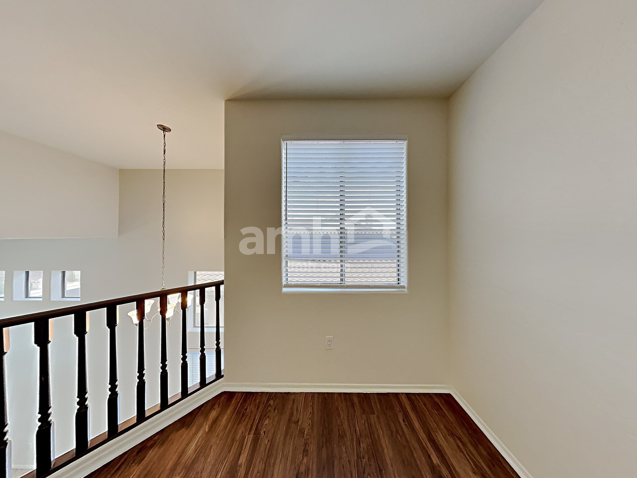 Building Photo - 65 W Camino Rio Cebolla