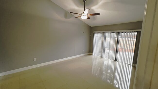 Master Bedroom - 2310 Elm Ct