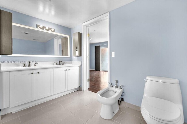 Building Photo - 280 SW 20th Rd