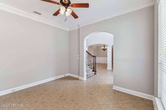 Building Photo - 263 Stonewell Dr