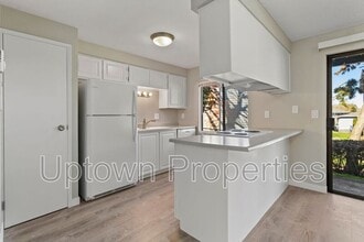 Building Photo - 5660 SW 180th Ave