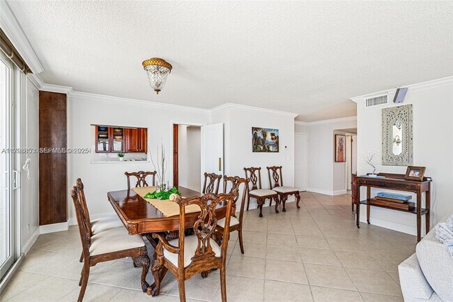 Building Photo - 1200 S Ocean Blvd