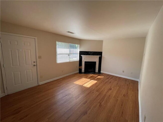 Building Photo - 1108 Cousins Rd