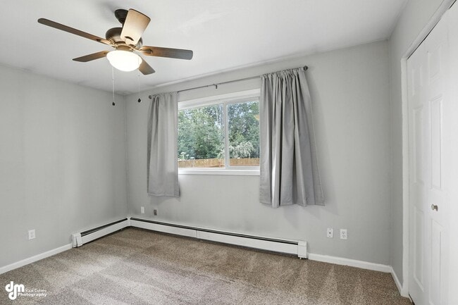 Building Photo - 2 bed 1 bath home