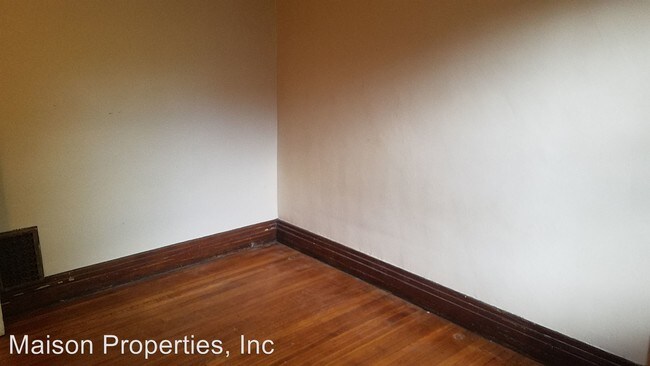 Building Photo - 39 Engel Pl